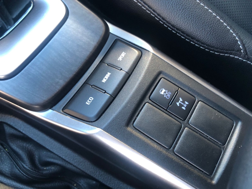 hilux sw4 srx 2.8l - 5 lugares18