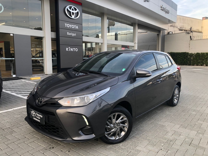 yaris hatch xs 1.5 - garantia de fabrica