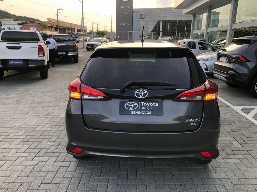 yaris hatch xs 1.5 - garantia de fabrica3