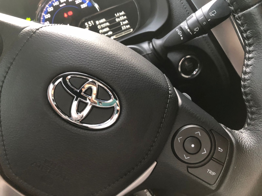 yaris hatch xs 1.5 - garantia de fabrica9