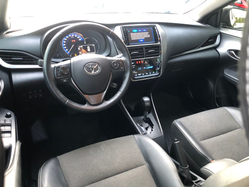 yaris hatch xs 1.5 - garantia de fabrica7