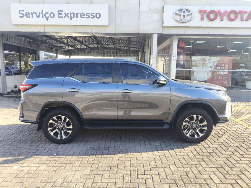 toyota hilux sw4 2.8 d-4d turbo diesel srx platinum 7l 4x4 automatico 4p 20257