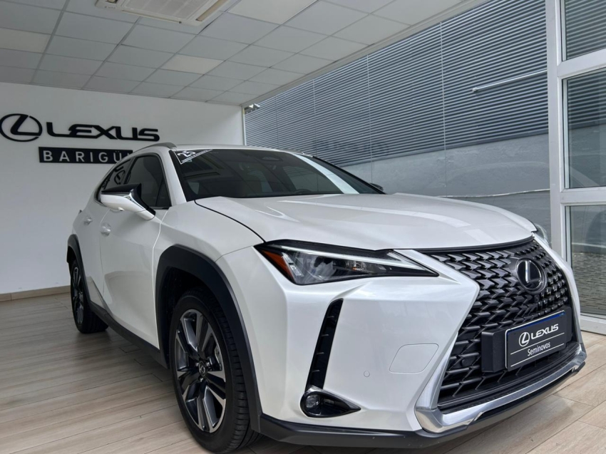 lexus ux 300h 2.0 vvt-i hybrid cvt hibrido 4p automatico 2025