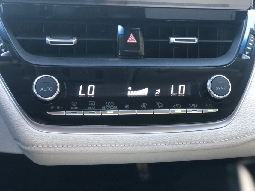 corolla altis hibrido premium - teto solar11