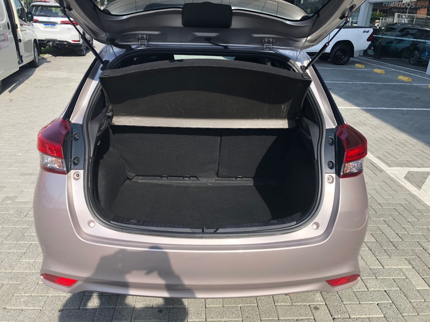 yaris xls 1.5 automatico - teto solar19