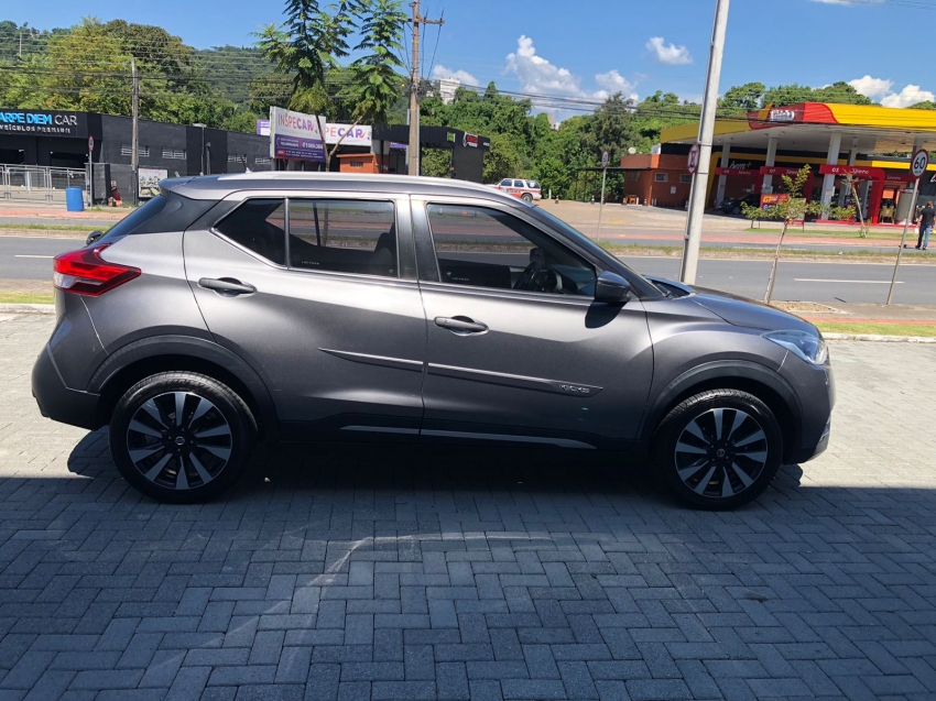 nissan kicks 1.6 16v flexstart sv 4p xtronic flex 5p automatico 20183
