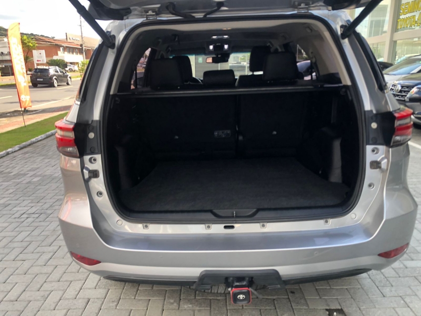 sw4 srx 2.8 aut.  - upgrade de acessorios incluso22