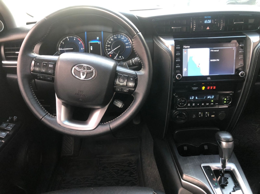 sw4 srx 2.8 aut.  - upgrade de acessorios incluso19