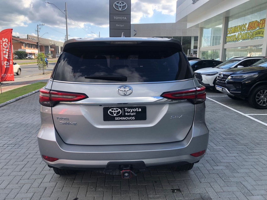 sw4 srx 2.8 aut.  - upgrade de acessorios incluso4