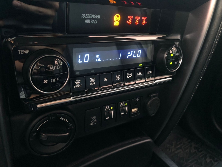 sw4 srx 2.8 aut.  - upgrade de acessorios incluso9