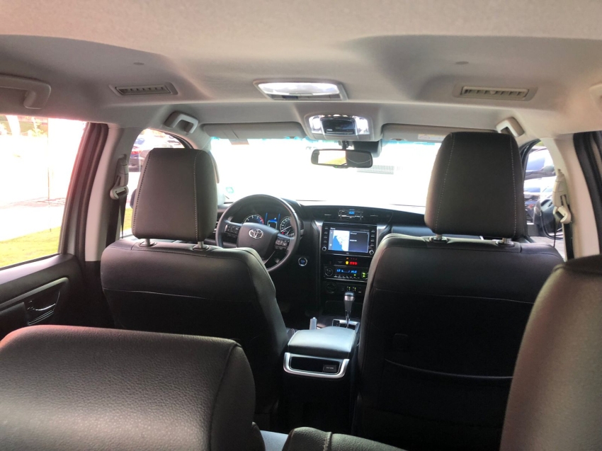 sw4 srx 2.8 aut.  - upgrade de acessorios incluso23