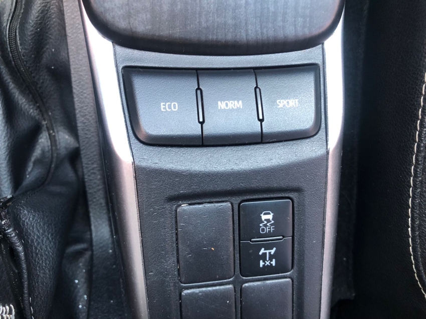 sw4 srx 2.8 aut.  - upgrade de acessorios incluso13