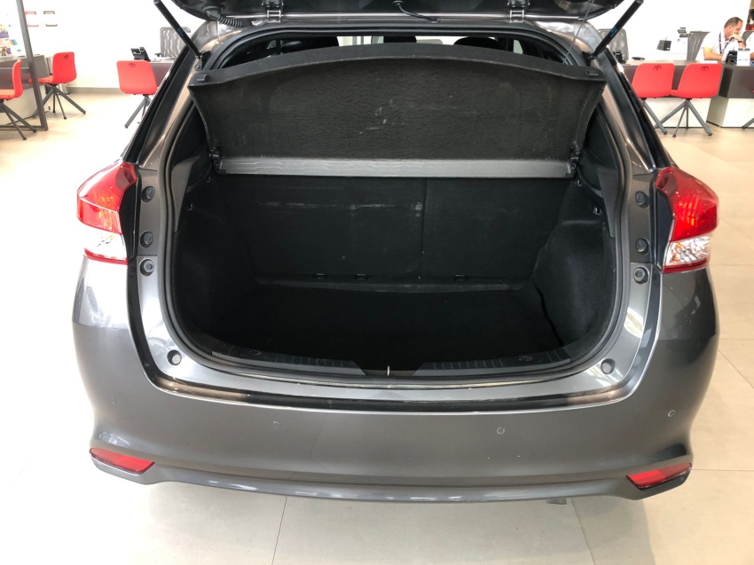 toyota yaris 1.5 flex 20218