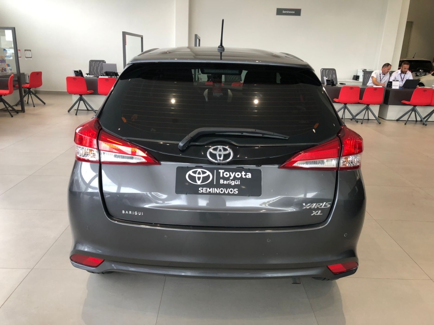 toyota yaris 1.5 flex 20214