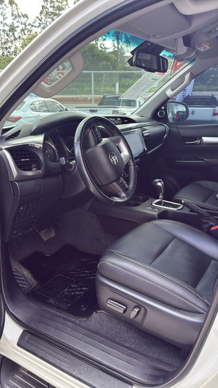 toyota hilux 2.8 d-4d turbo diesel cd srx 4x4 automatico 4p 20217