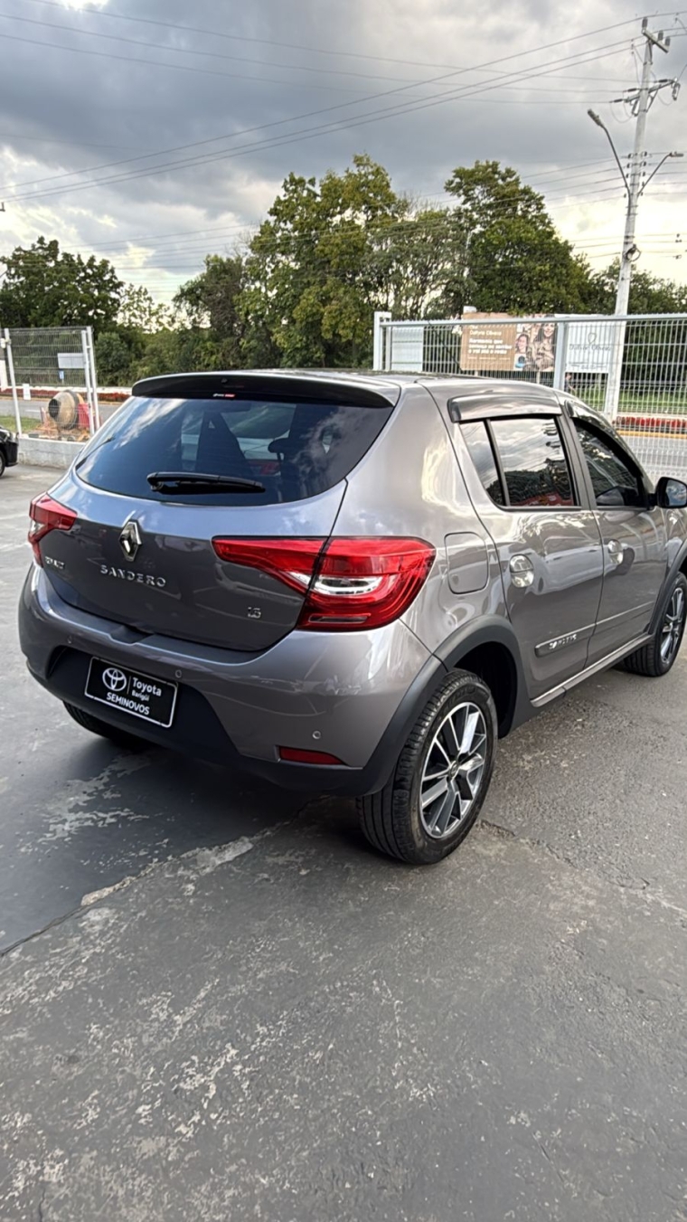 renault sandero 1.6 16v sce flex zen x-tronic 4p automatico 20214