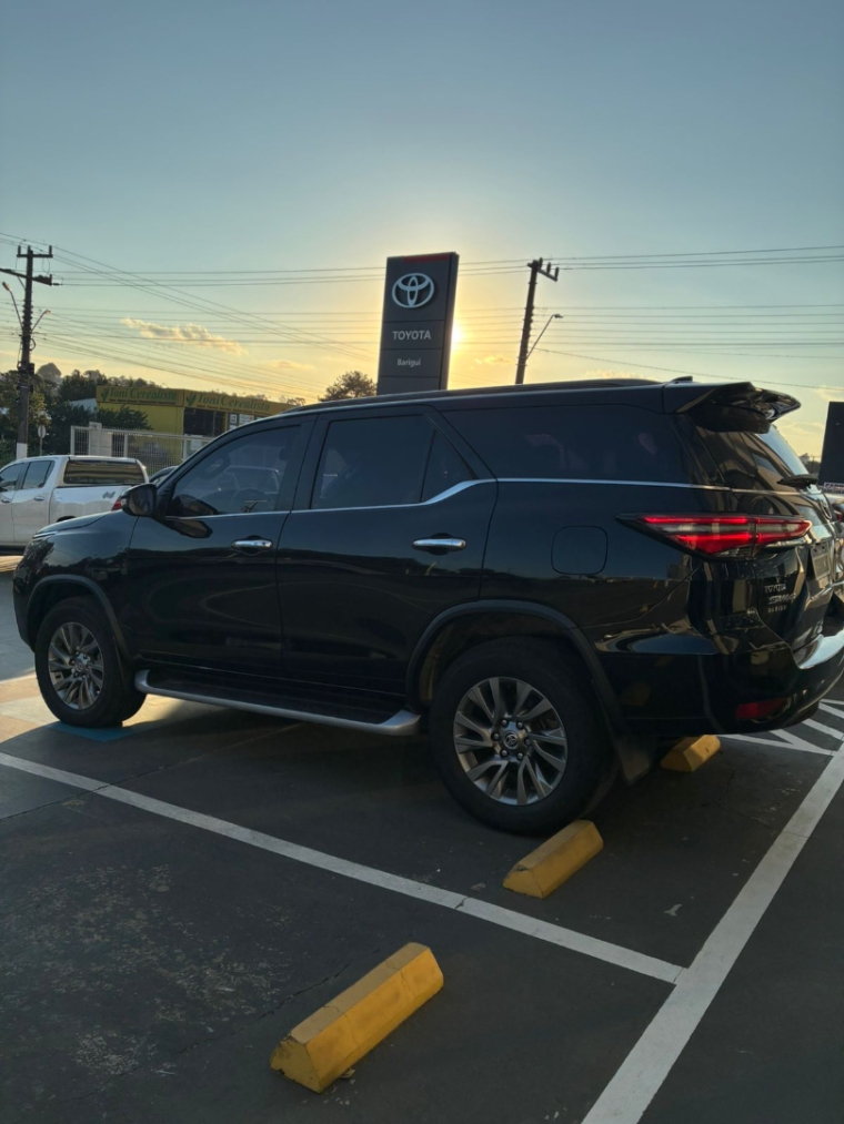 toyota hilux sw4 2.8 d-4d turbo diesel srx 4x4 automatico 4p 20233