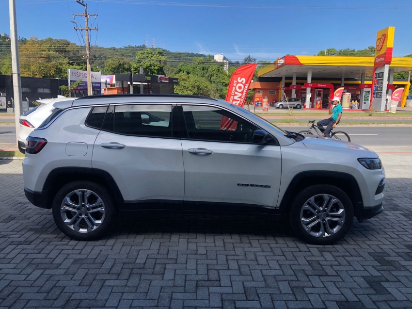 jeep compass 1.3 t270 turbo flex longitude at6 5p automatico 20227