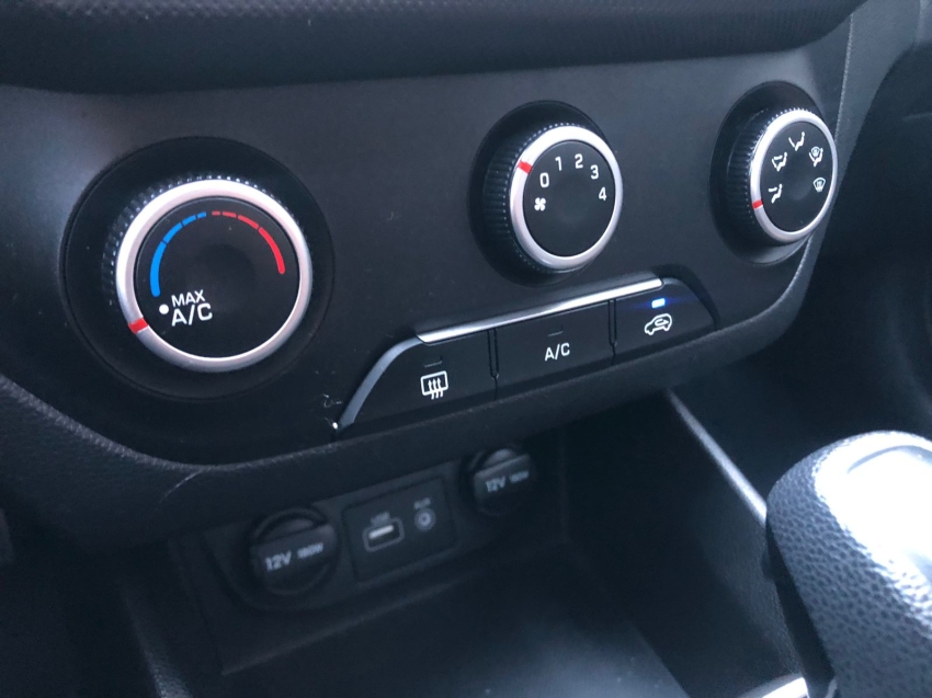 creta action 1.6 - automatico11