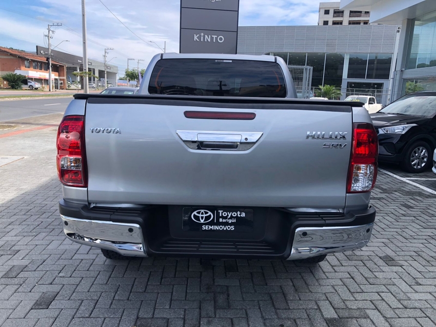 toyota hilux diesel automatico 20243