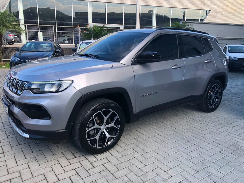 jeep compass longitude 1.3 aut.