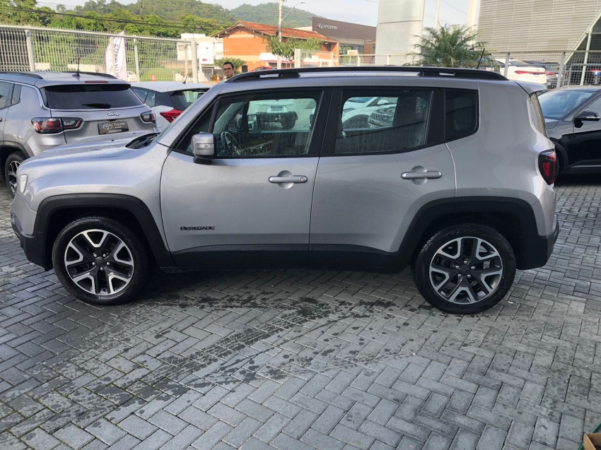 jeep renegade 1.8 16v flex longitude 4p automatico 5p 20203