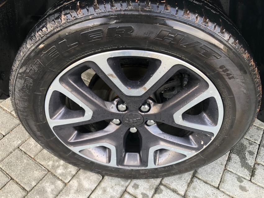 jeep renegade 1.8 16v flex longitude 4p automatico 5p 20204