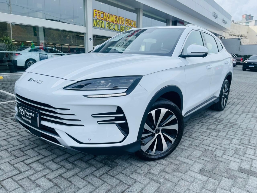 byd song plus 1.5 dm-i hibrido automatico 5p 2025