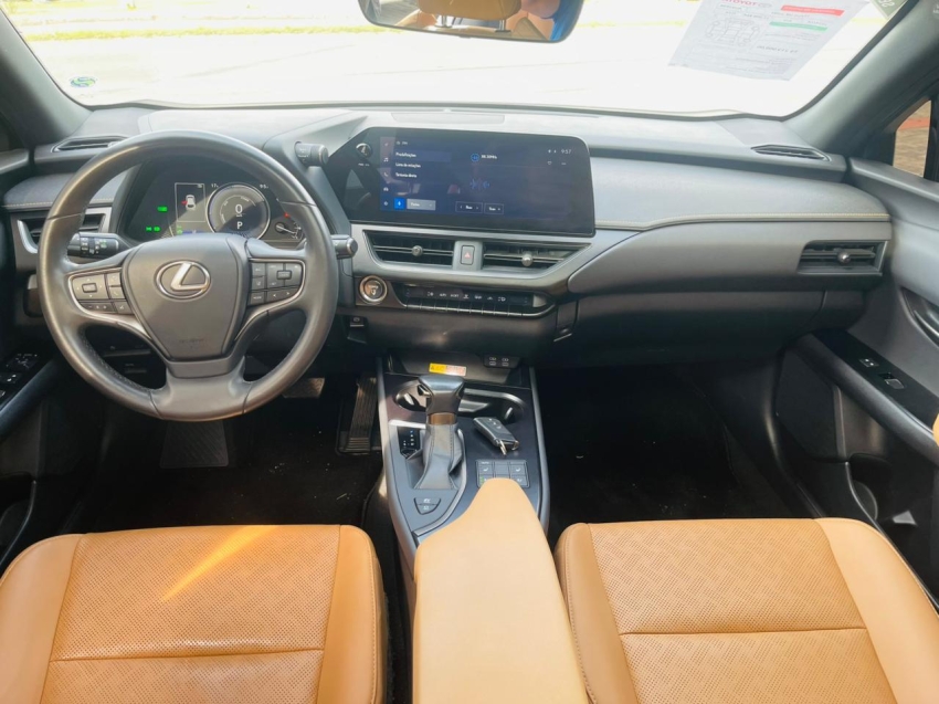 lexus ux 250h9