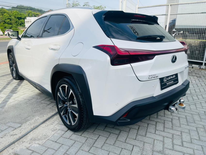 lexus ux 250h5