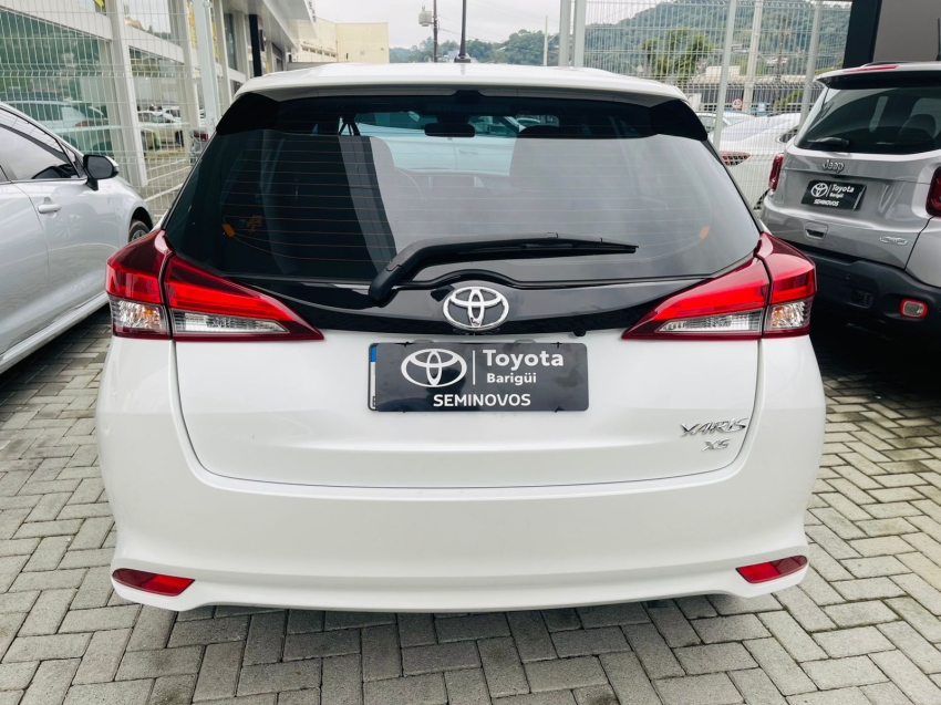 yaris xs connect 1.5 - oportunidade4