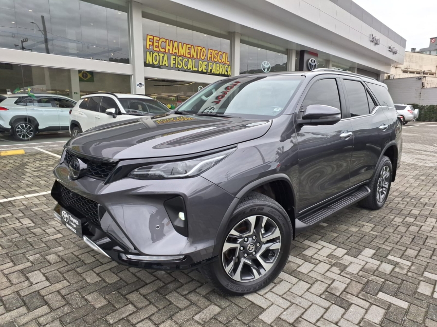 toyota hilux sw4 2.8 d-4d turbo diesel srx platinum 4x4 automatico 5p 20240