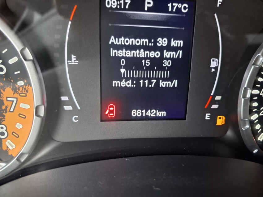 jeep renegade 1.8 16v flex longitude 4p automatico 5p 20219