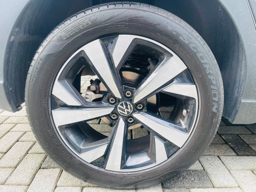 volkswagen nivus 1.0 200 tsi total flex highline automatico 2.0 5p 202311