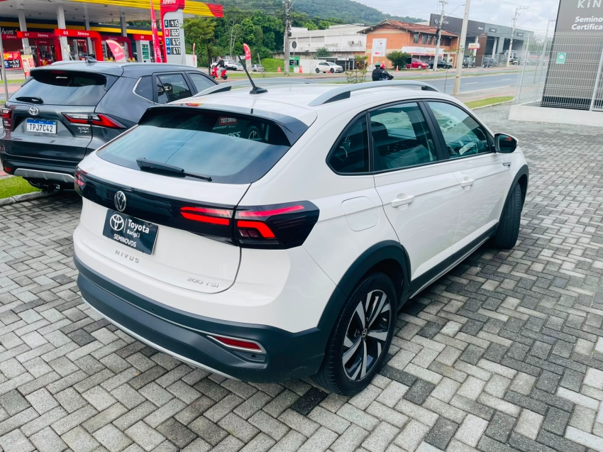 volkswagen nivus 1.0 200 tsi total flex highline automatico 2.0 5p 20233