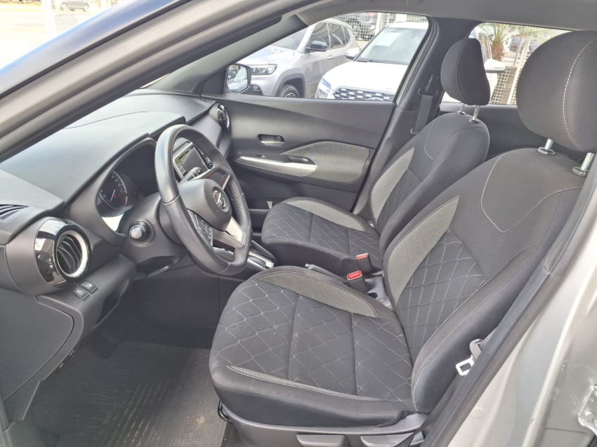 nissan kicks 1.6 sv - automatica9