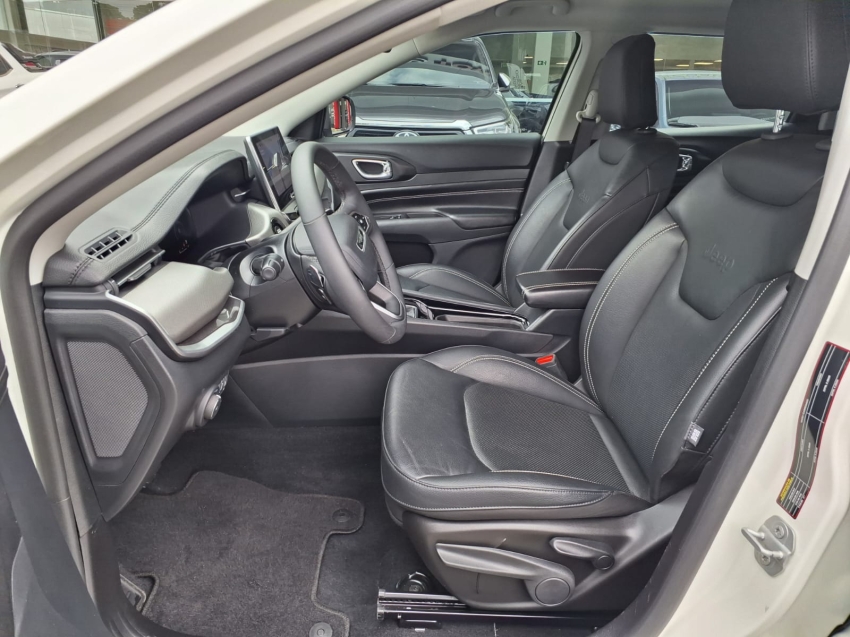 jeep compass 1.3 t270 turbo flex longitude at6 5p automatico 202515