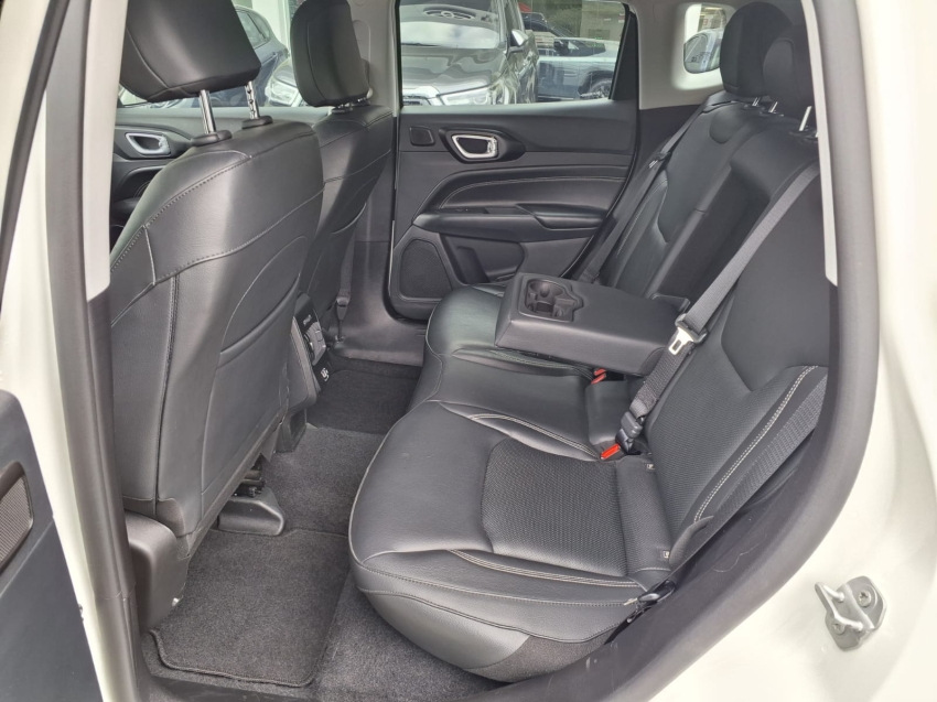 jeep compass 1.3 t270 turbo flex longitude at6 5p automatico 202516