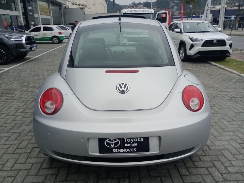 new beetle 2.0 - km baixa3