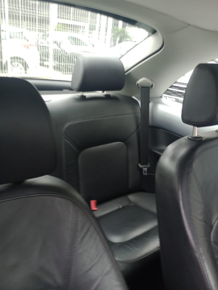 new beetle 2.0 - km baixa15