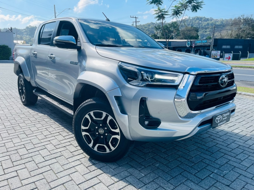 toyota hilux 2.8 d-4d turbo diesel cd srx plus 4x4 automatico 5p 20255
