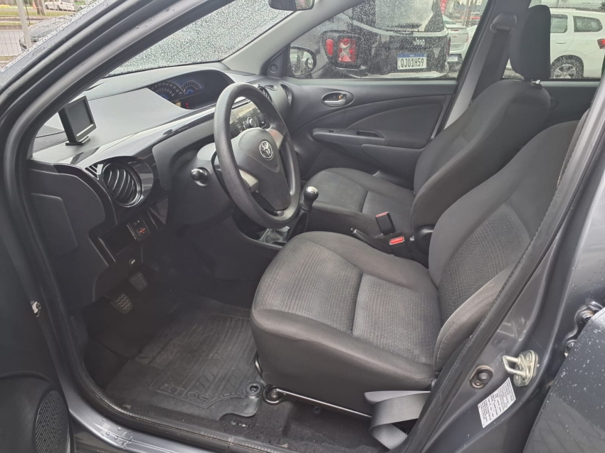toyota etios 1.3 flex 20146