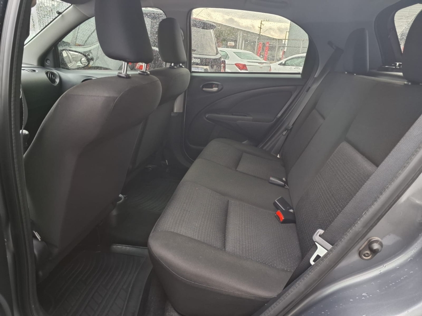 toyota etios 1.3 flex 20145