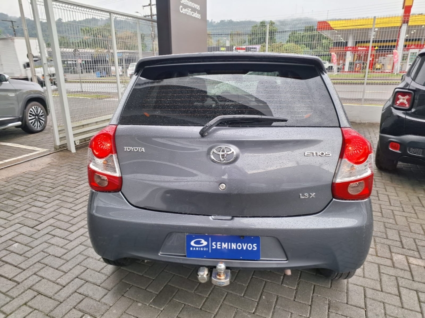 toyota etios 1.3 flex 20142