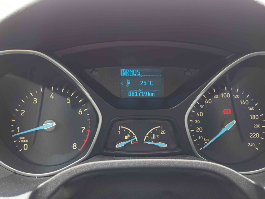 ford focus 2.0 se sedan 16v flex 4p powershift 2016
