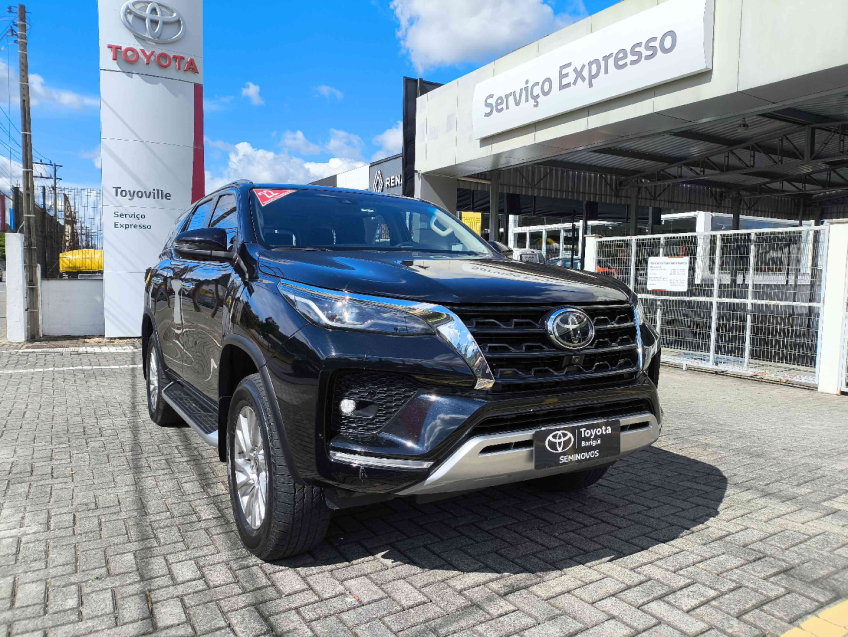 toyota hilux sw4 2.8 d-4d turbo diesel srx 7l 4x4 automatico 4p 2022