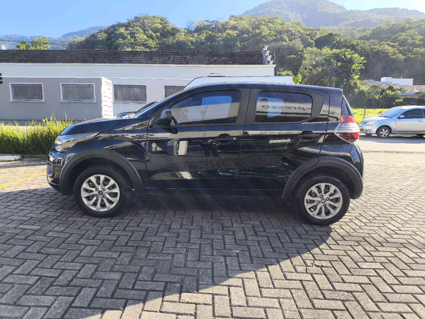 fiat mobi 1.0 evo flex like. manual 4p 2021