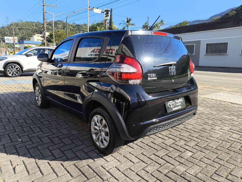 fiat mobi 1.0 evo flex like. manual 4p 2021