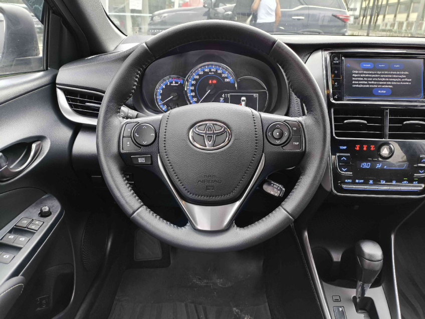 toyota yaris 1.5 16v flex sedan xs multidrive 4p automatico 2024
