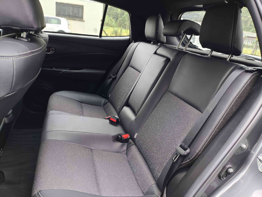 toyota yaris 1.5 16v flex sedan xs multidrive 4p automatico 2024